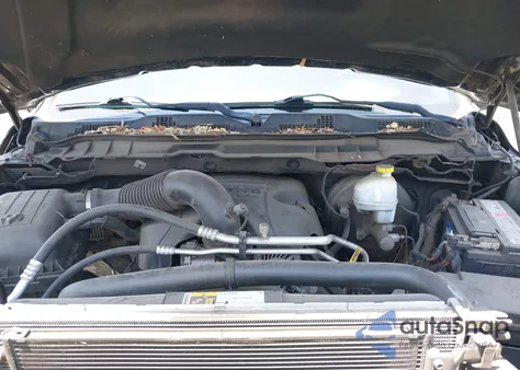 2015 Ram 1500 Sport из США, поврежденный, VIN 1C6RR7UT1FS684460